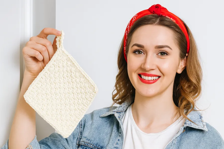 crochet dish cloth with hanging loop 1